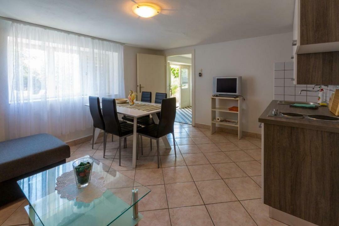 Apartment Dvorska Crikvenica Eksteriør bilde
